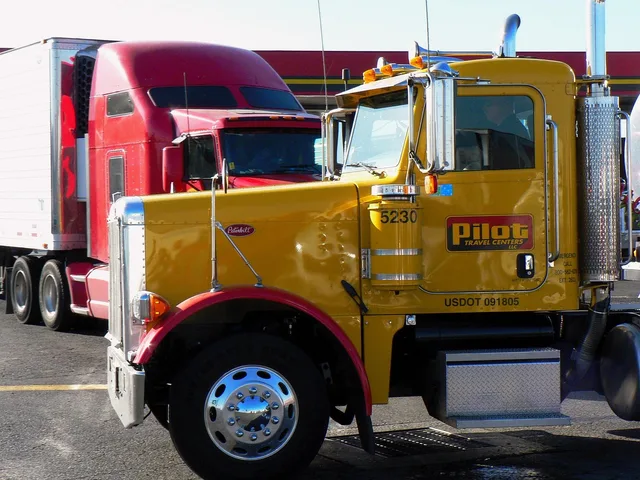 truck truck, transport, america. Who leads in moving right now for new owners