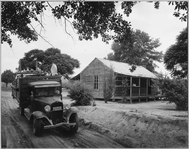 Scope and content: Full caption reads as follows: Coosa Valley, Alabama. Local family moving off of government reservation to make room for bag loading plant development. (Talladega). Average Long Distance Moving Estimate for a 3-Bedroom House