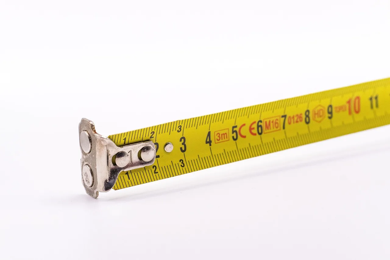 tape, tape measure, measure, construction, centimeter, measurement, meter, height, length, instrument, tool, measuring, ruler, number, slim, equipment, width, scale, distance, tape measure, measure, measure, meter, meter, ruler, ruler, ruler, ruler, ruler. Online Moving Estimate vs In-Home Estimate: US Accuracy Test